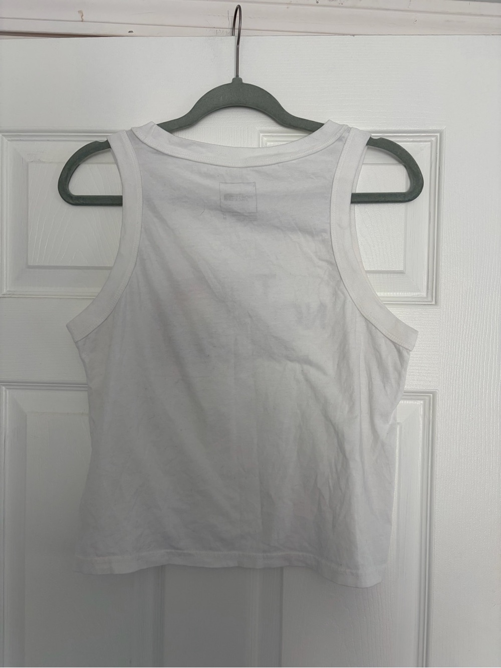 The North Face White Crop Tank with Rainbow Logo - Picture 3 of 3